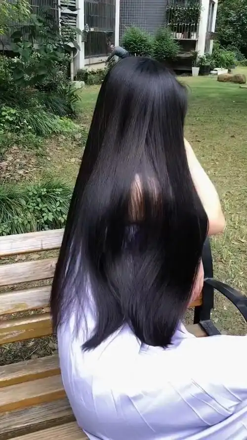 谁不想一头乌黑亮丽的秀发,真是太美了