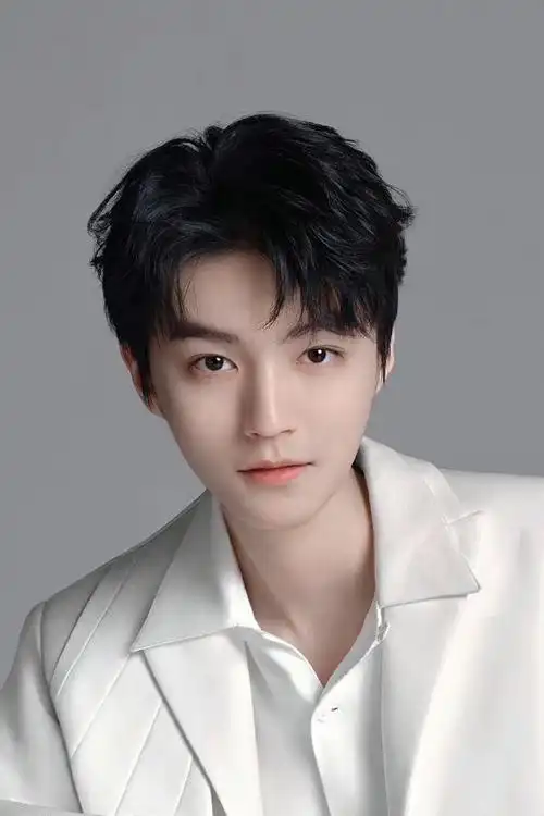 薛之谦给王俊凯电影点想看