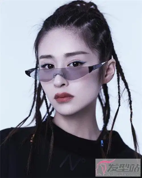 女生脏辫怎么编好看明星脏辫浪漫吸睛