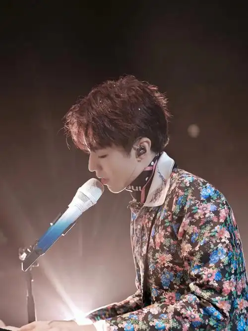 王俊凯22岁生日快乐!