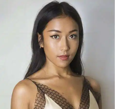 吉克隽逸近照发福神似张惠妹,32岁身材就这样_霍思燕_红豆_因为