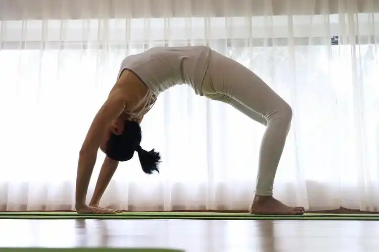 让你变得更加凹凸有致!我家瑜伽-被动瑜伽-形体雕塑-黄勤老师