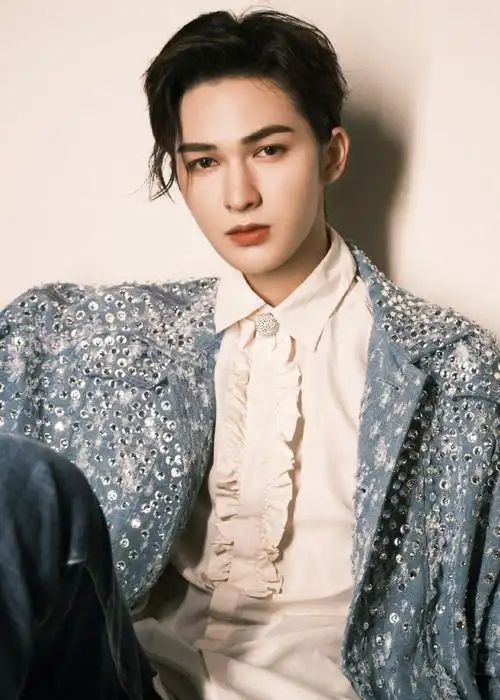 朱正廷solo舞台##朱正廷活着的时间舞台