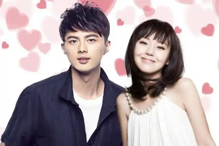 与蒋欣相比,单身至今已然不同,她的前男友叶祖欣很早就收获了感情.