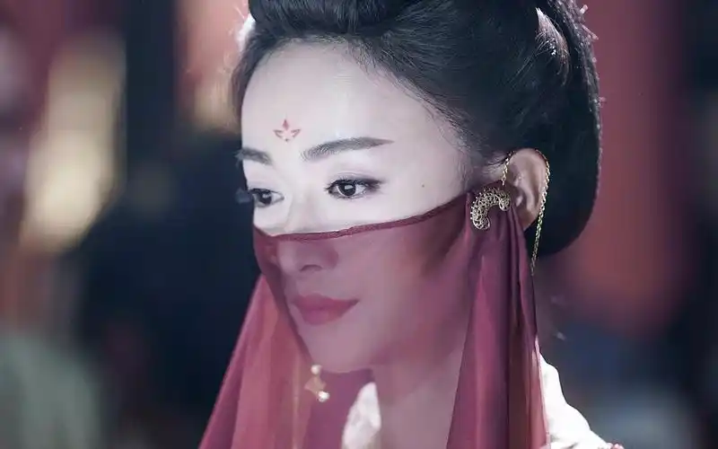 三个版本苏妲己即将上线,最让人惊艳的,却是减肥成功的颖儿_哔哩哔哩