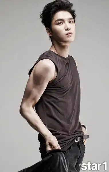 金在中笑答是否有女友:就算有也会逃跑_欧美日韩_温州网