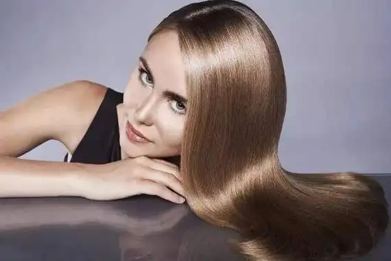 怎么护理头发能保持柔顺光泽