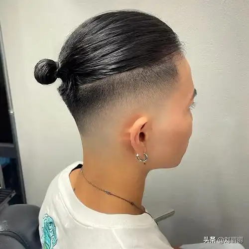 寸头发型图片 寸头发型男生16种图片-只专注一件事-否群百科