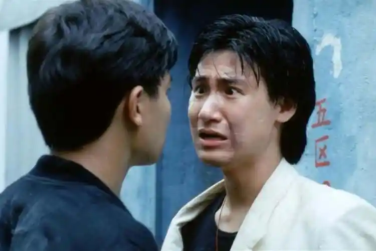 1988年,张学友电影成绩耀眼,凭借《旺角卡门》斩获金像奖最佳男配角.