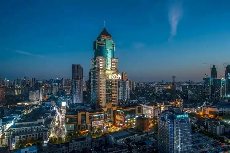 44100武汉城市风光照佳丽广场平安大厦