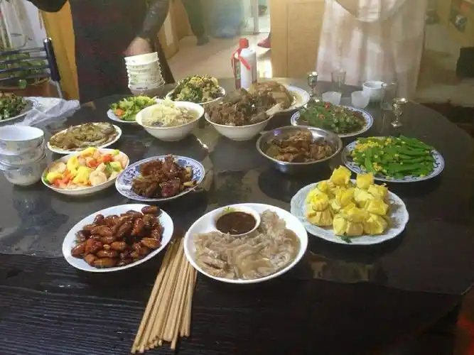 2019年"和谐大家庭"年夜饭