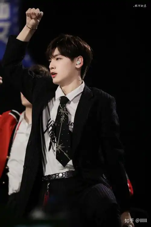 你最喜欢翟潇闻的哪个舞台?