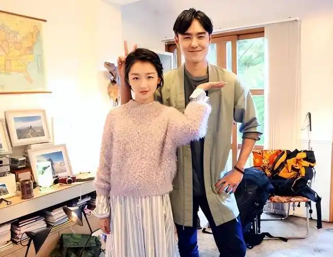 事实证明,"人人喊打"的周冬雨,其实已经走上一条不归路