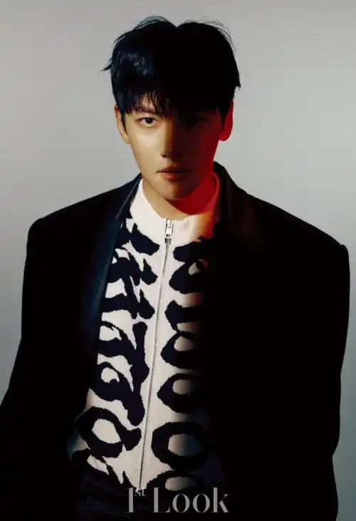 韩国艺人池昌旭最新杂志写真曝光|池昌旭|韩国艺人|杂志_新浪新闻