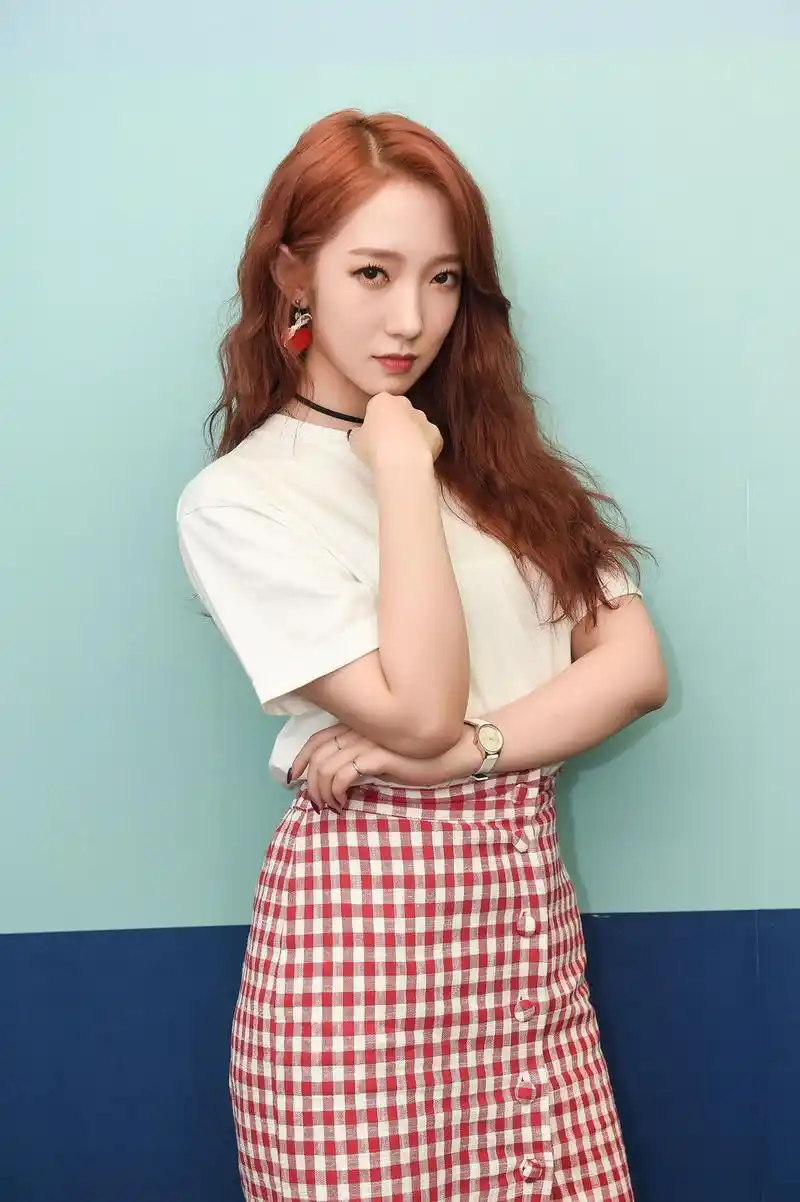 【2017.09.08】【明星】对话宇宙少女三位中国成员:希望成为全能艺人