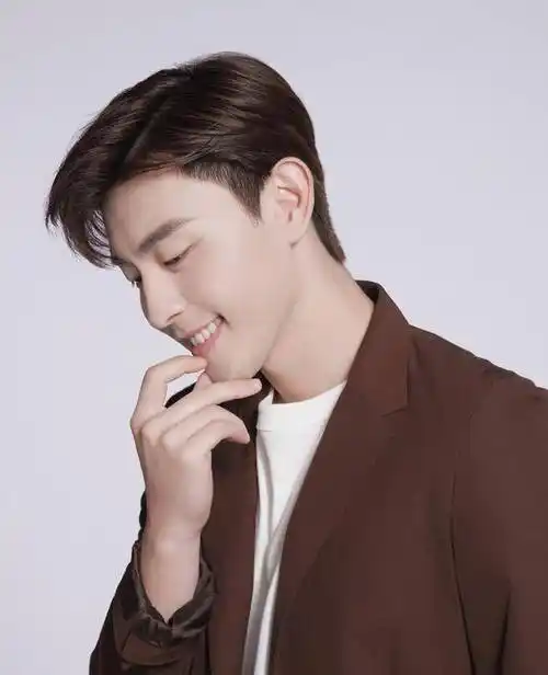 原创邓伦粉丝太有才工作室破坏控评队形被怼杨幂马思纯送祝福