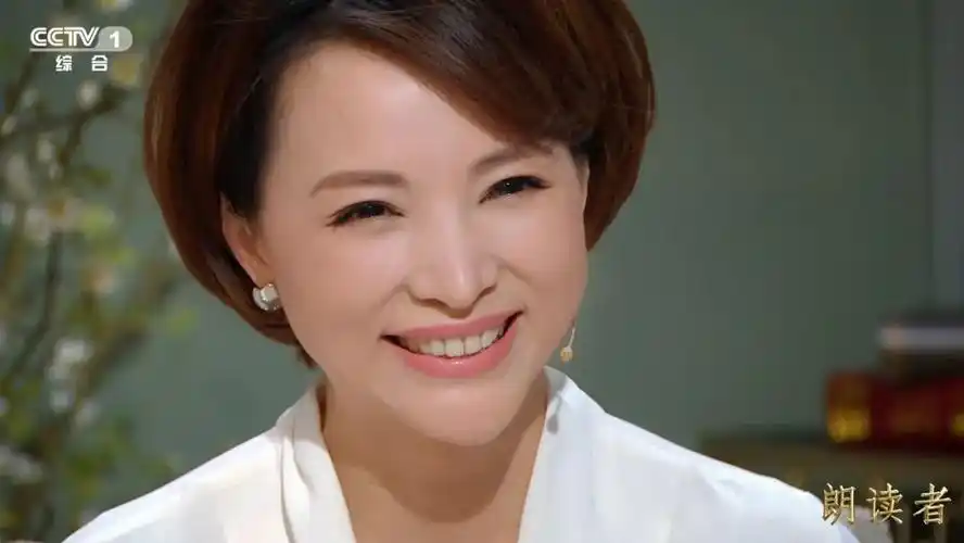 董卿和她的节目在做什么