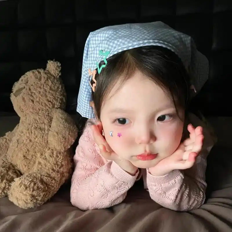 投送一个古灵精怪.#骗你生女儿 #萌娃头像 #呆萌呆萌 #头 - 抖音