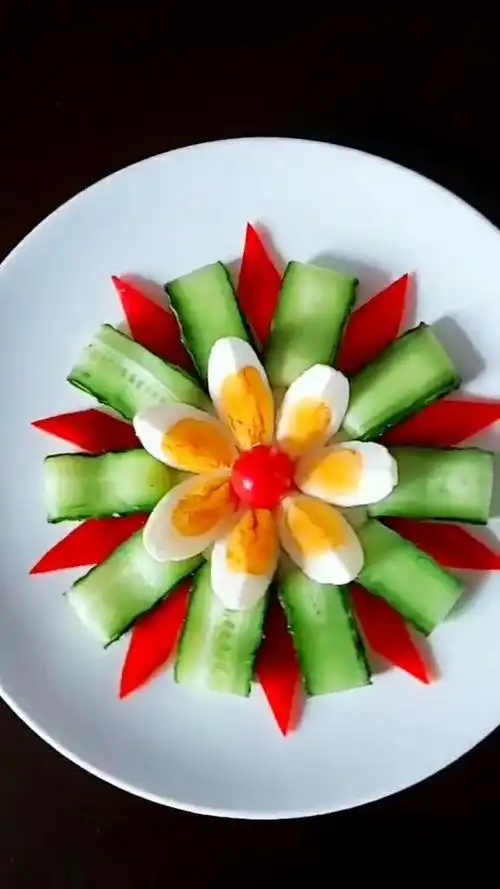 好漂亮的摆盘呀!显得唯美又大气