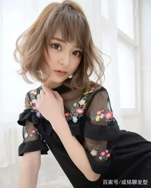 10款胖脸女生适合发型