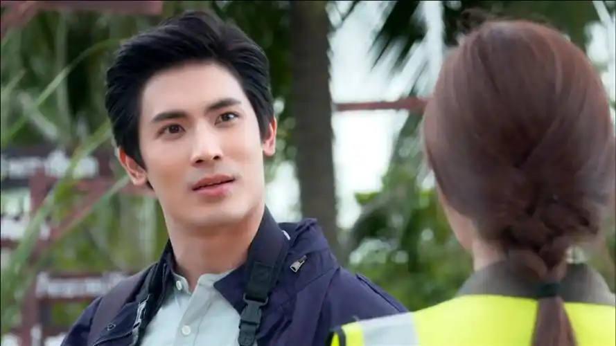 《王子变青蛙[普通话版]》第1集01:女孩为了生活,带领大家体验农家乐