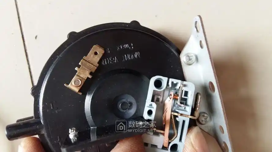 拆修家里的前锋热水器偶发性a5故障