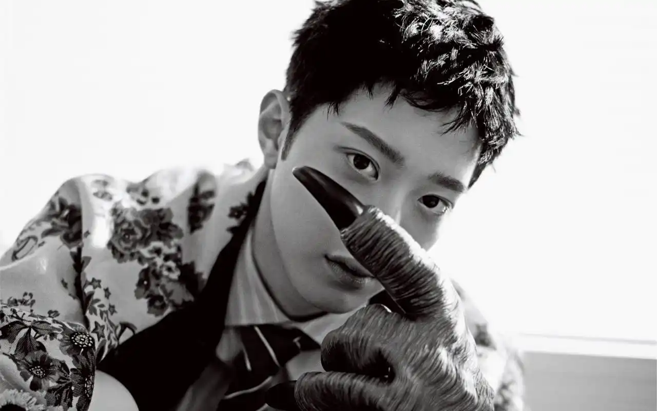 赖冠霖时尚杂志写真图片桌面壁纸