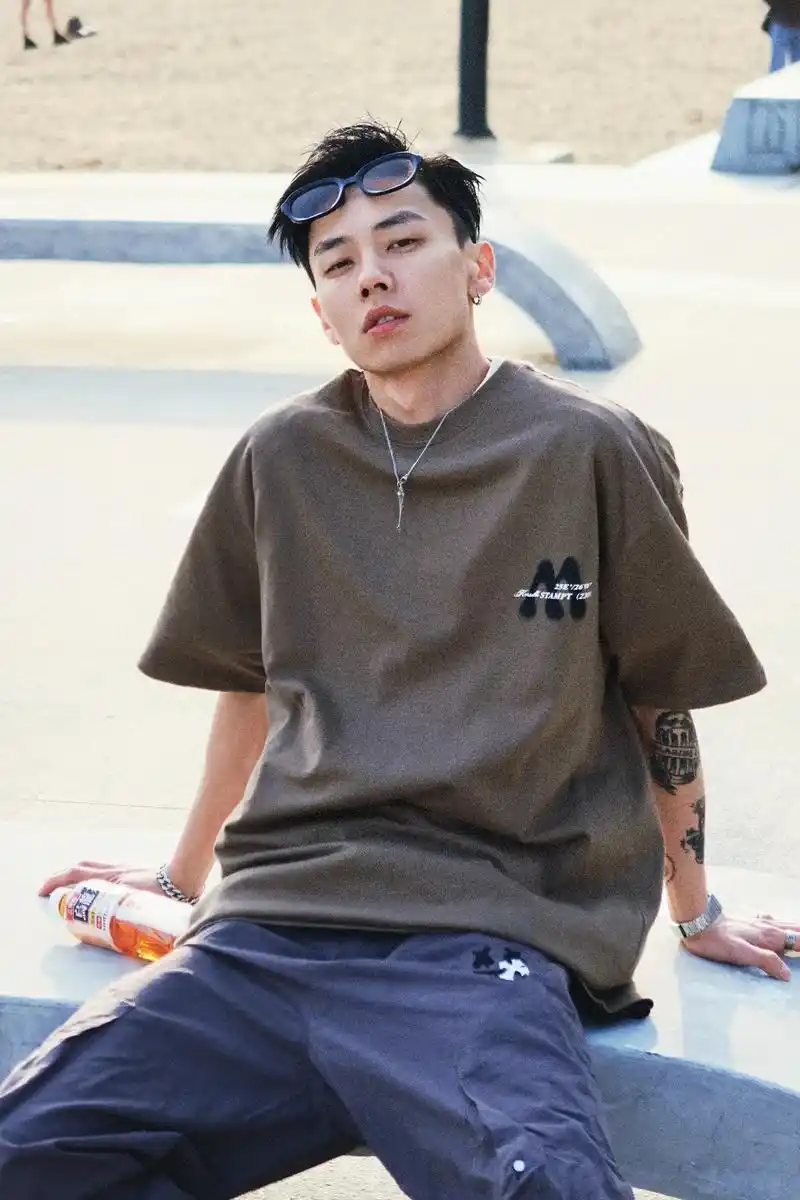 我固然是帅哥 但在座的哪位又不是俊男美女呢#痞帅 #男 - 抖音