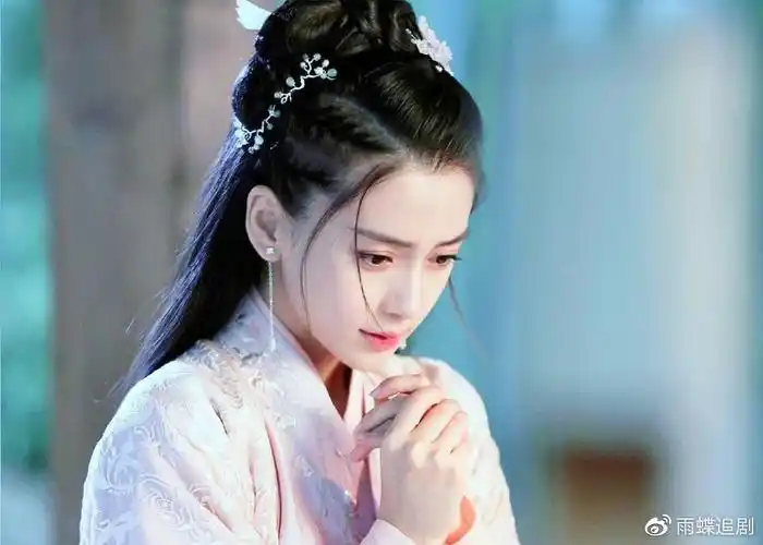 女明星古装造型大集合,杨幂灵气可爱,孙俪大气威严