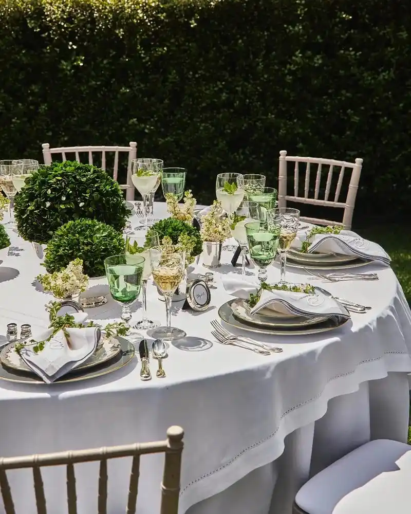 手绘瓷器与水晶餐桌灵魂组合#品质生活 #高端品质 #手绘瓷器 - 抖音