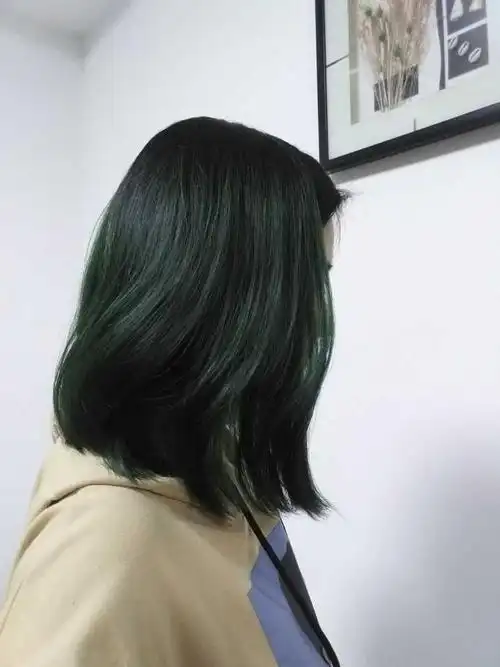 染黑色头发多久可以染别的颜色染回黑色会不会好难看