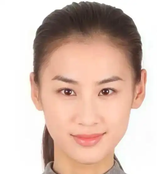 24位女明星证件照大pk,没有对比就有伤害,你觉得谁是天生丽质?