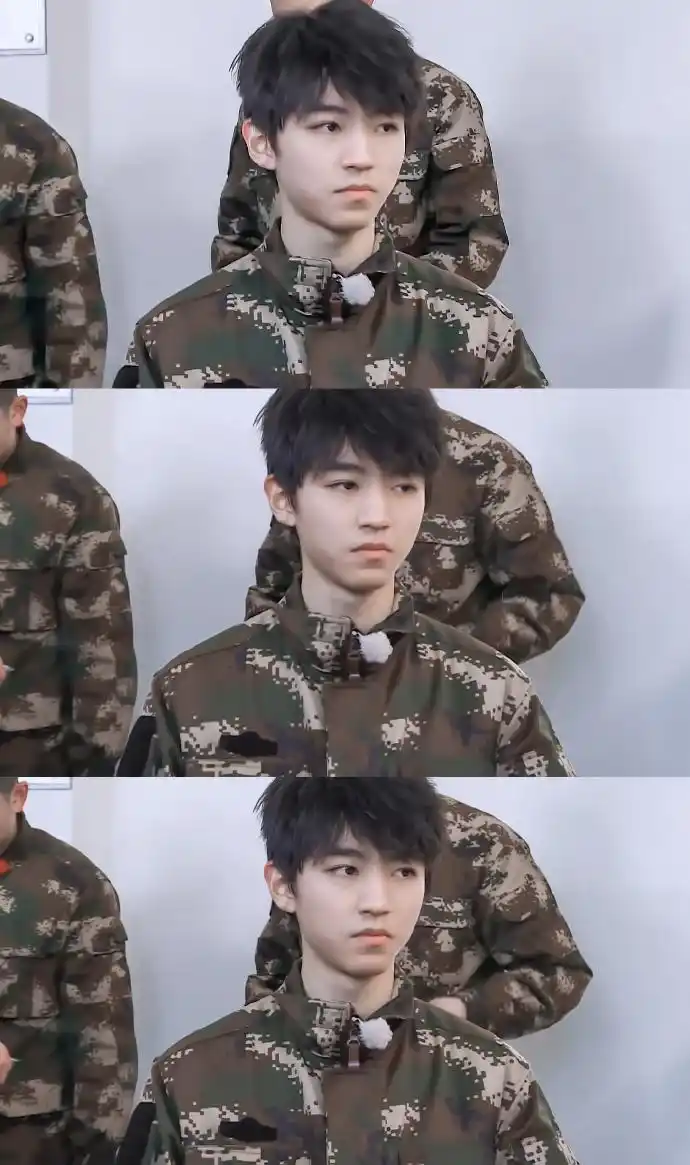 一览 我是真的很吃这一套王俊凯 军装制服