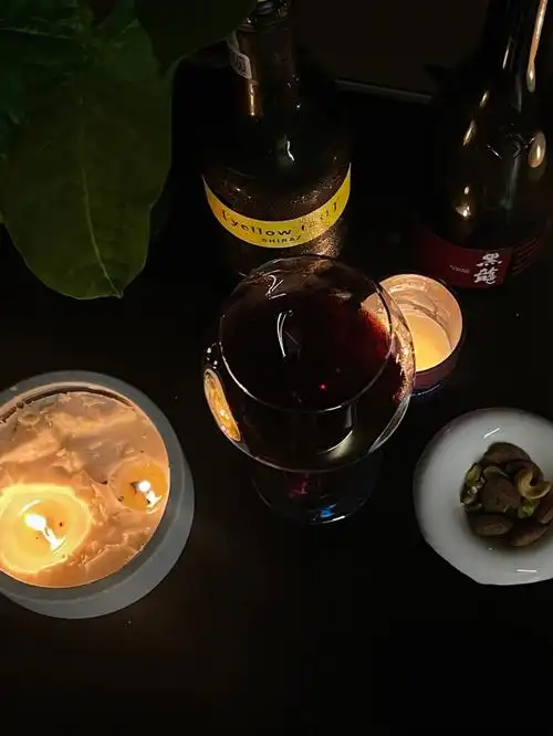 属于自己一个人的周末酒给满上