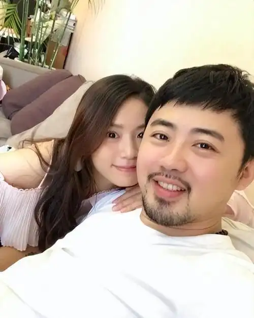 明星也买不起房?曾经的快女季军黄英结束15年北漂,签约杭州mcn