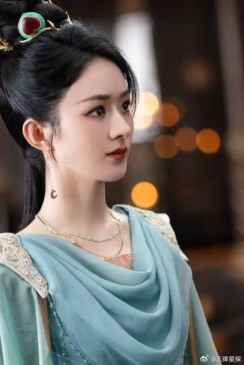 赵丽颖电视剧与凤行播放量占比又升高了