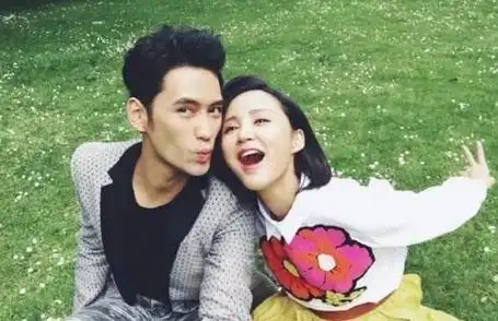 回顾张歆艺前夫让我心寒二婚丈夫袁弘让我暖心余生为爱而活