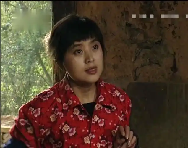 《篱笆·女人和狗》:不起眼的小豆馆,凭什么成为最后的大赢家?