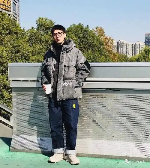 一位30岁小伙的穿搭日常,好精致一男的