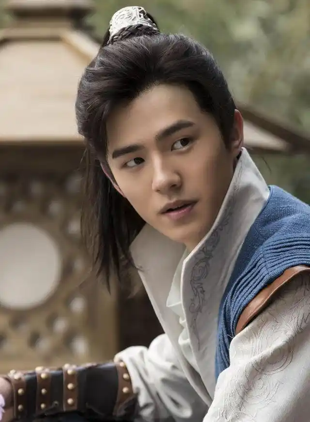 被《琅琊榜2》中的刘昊然帅到了,古装有少年感的90后小生还有谁