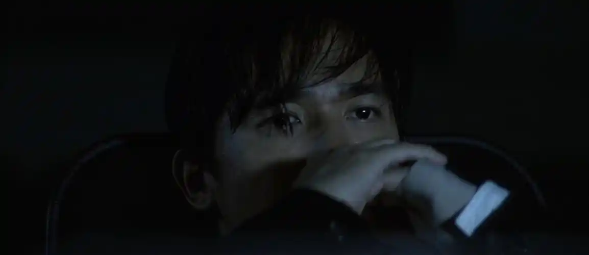 与刘建明的结局相比,陈永仁的结局才是善终,深度解析《无间道》