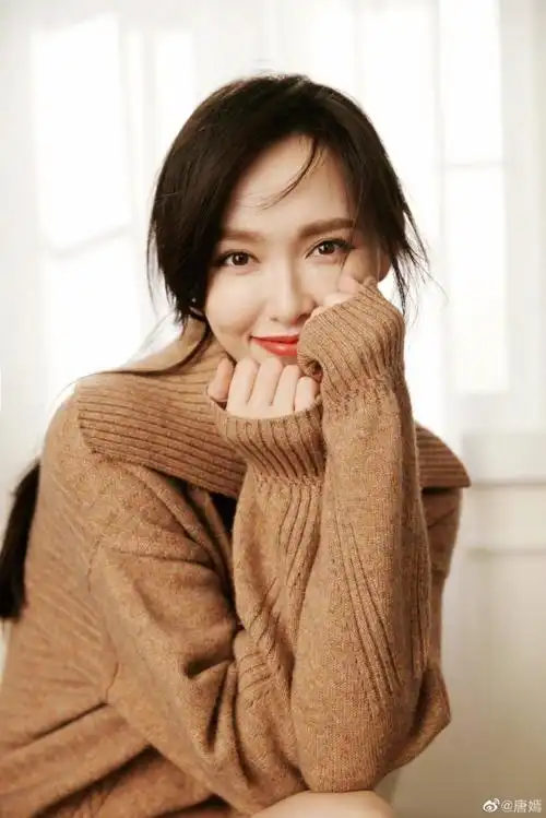 唐嫣晒初秋美照图片