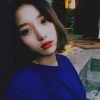 天蓝色头像短发女生霸气【点击鼠标右键下载】