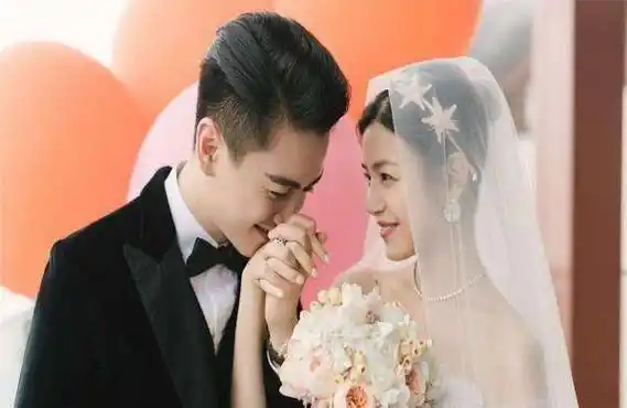 婚礼上吻得最美的陈晓陈妍希,恋爱这种仪式感的东西你在乎吗?