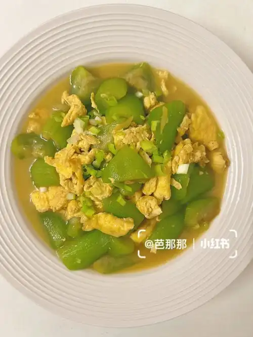 晚餐菜单丝瓜炒蛋