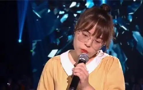 因为《中国好声音》邢晗铭,对李荣浩刮目相看