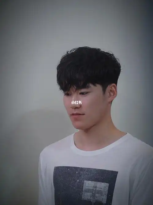 免打理发型之男士纹理碎盖自然纹理碎盖