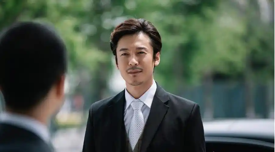 暴风眼间谍蝙蝠3个失误之处成为剧情硬伤