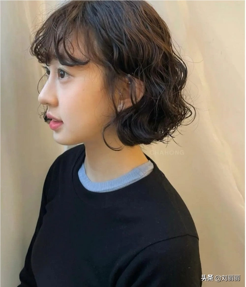 好看的短发发型女生图片,女生剪什么样的短发好看(15款最火短发送给