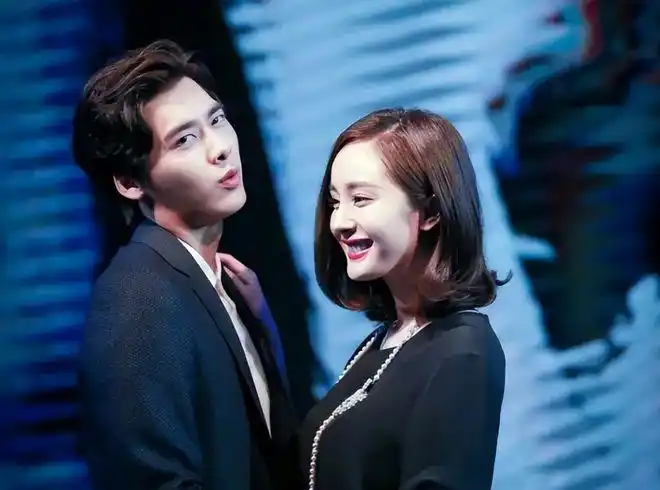 官方实锤李易峰因多次嫖娼被抓现已被拘留原来他是惯犯